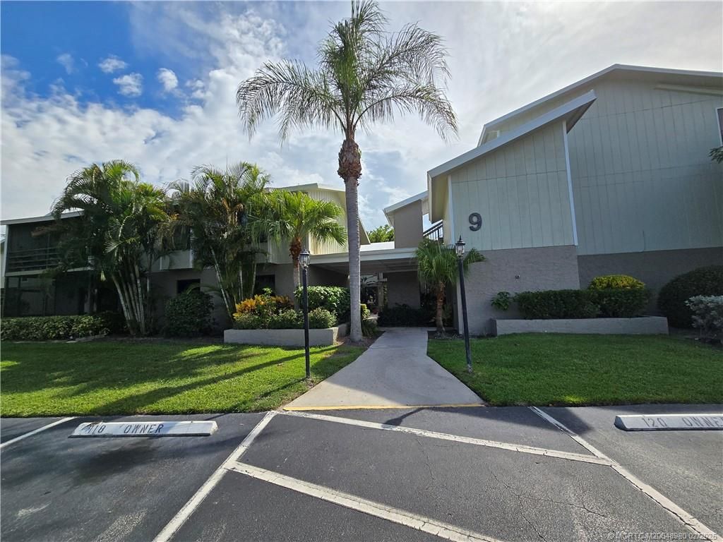 Photo of 800 NW Fork Road #9-5, Stuart, FL 34994 (MLS # M20048980)