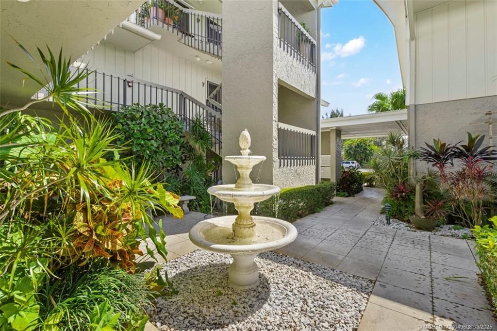 Photo of 800 NW Fork Road #5-3, Stuart, FL 34994 (MLS # M20049608)