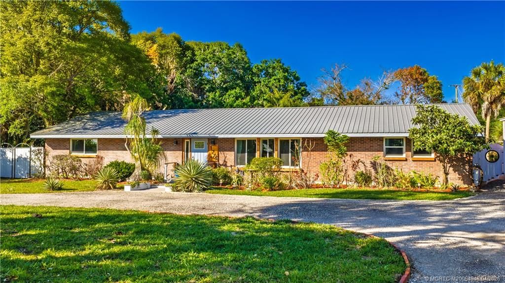 Photo of 1776 NW Palmetto Court, Stuart, FL 34994 (MLS # M20054946)