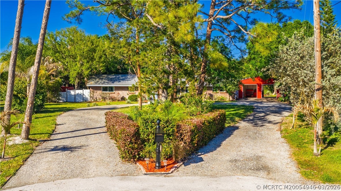 1776 NW Palmetto Court