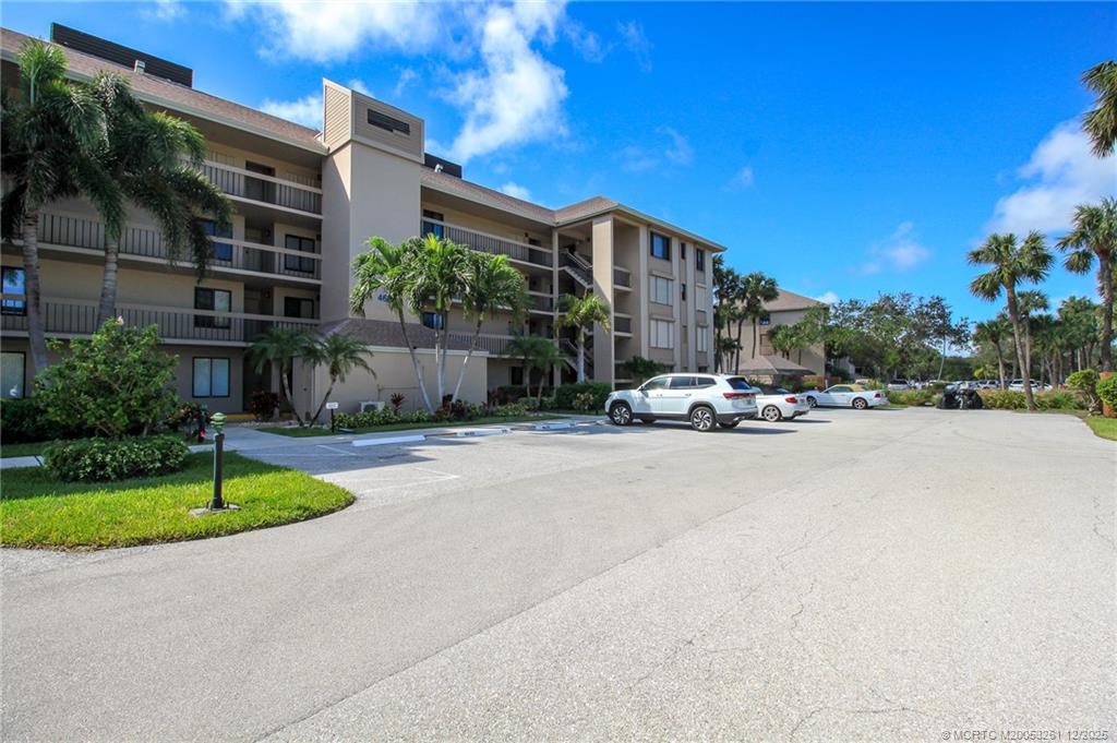 Stuart, Florida 34996, United States, 2 Bedrooms Bedrooms, ,2 BathroomsBathrooms,Residential,Active,250956