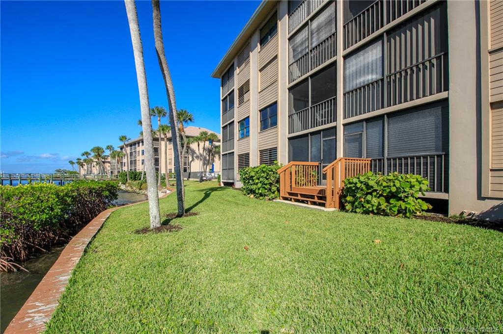 Stuart, Florida 34996, United States, 2 Bedrooms Bedrooms, ,2 BathroomsBathrooms,Residential,Active,250956