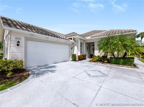 Homes For Sale - 8008 SE Double Tree Drive<br/> Hobe Sound, FL 33455