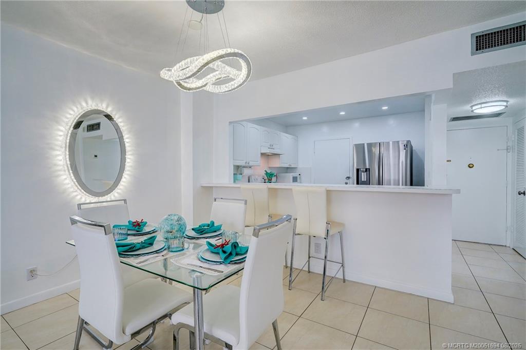 Hollywood, Florida 33019, United States, 1 Bedroom Bedrooms, ,2 BathroomsBathrooms,Residential,Active,188553
