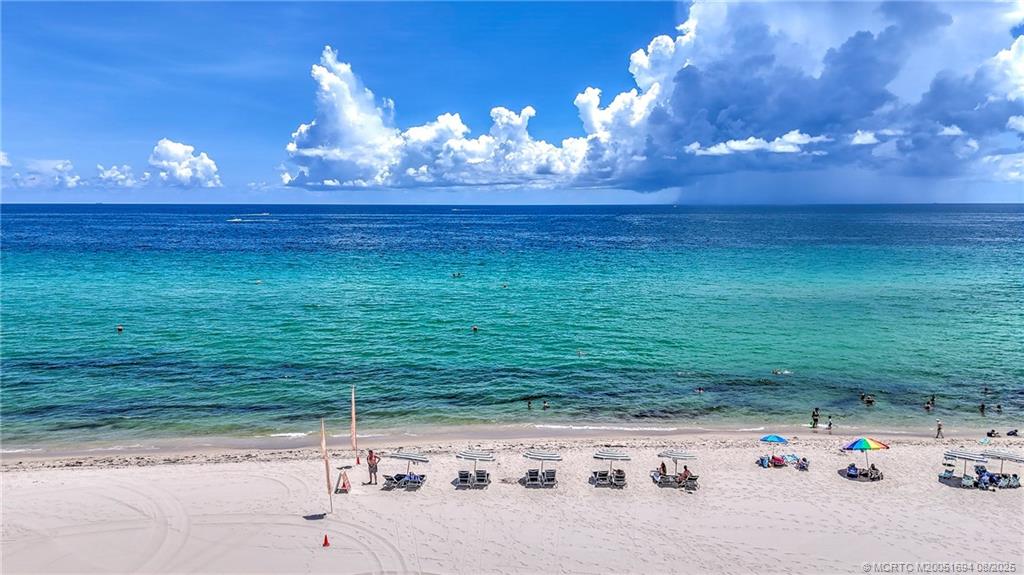 Hollywood, Florida 33019, United States, 1 Bedroom Bedrooms, ,2 BathroomsBathrooms,Residential,Active,188553