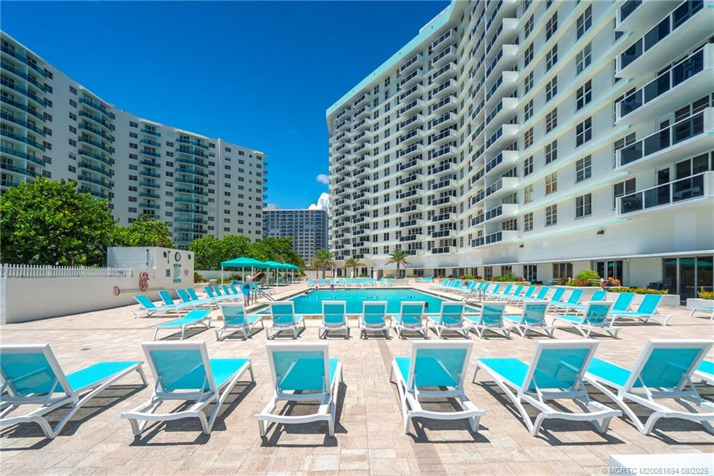 Hollywood, Florida 33019, United States, 1 Bedroom Bedrooms, ,2 BathroomsBathrooms,Residential,Active,188553