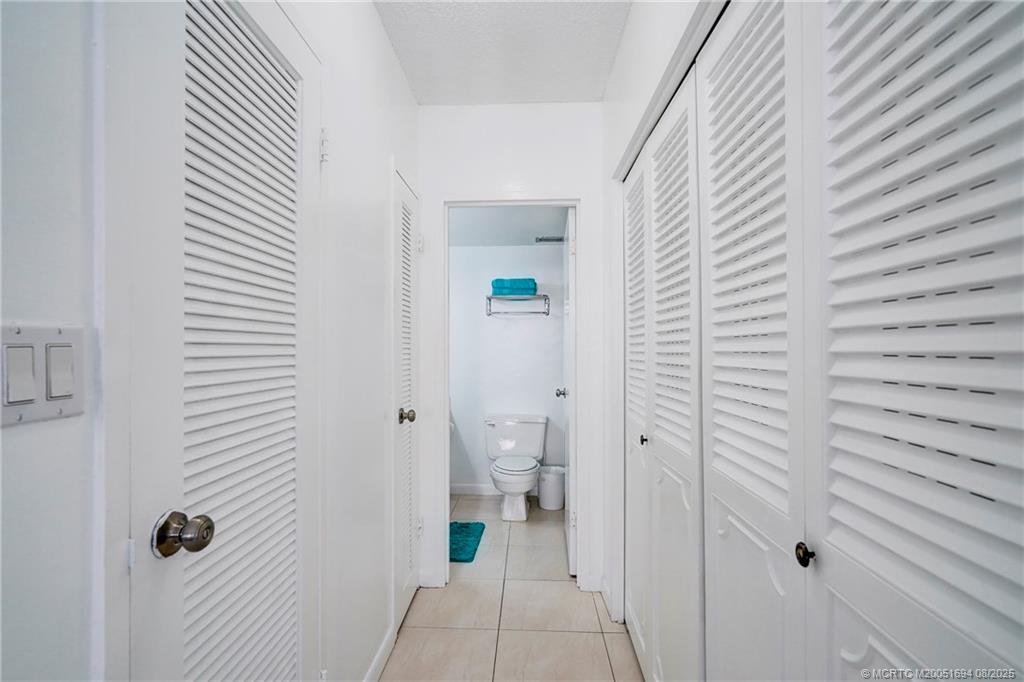 Hollywood, Florida 33019, United States, 1 Bedroom Bedrooms, ,2 BathroomsBathrooms,Residential,Active,188553
