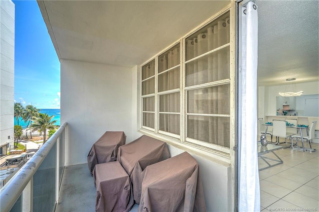 Hollywood, Florida 33019, United States, 1 Bedroom Bedrooms, ,2 BathroomsBathrooms,Residential,Active,188553