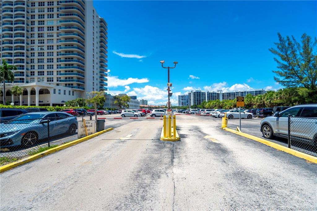 Hollywood, Florida 33019, United States, 1 Bedroom Bedrooms, ,2 BathroomsBathrooms,Residential,Active,188553