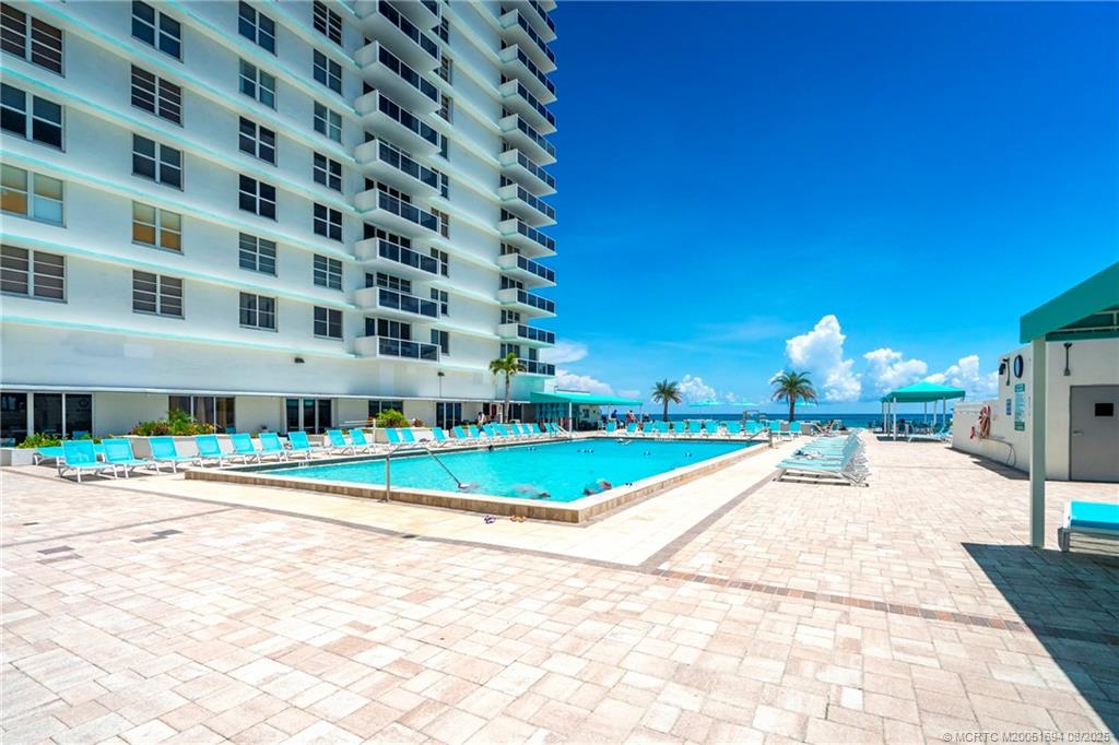 Hollywood, Florida 33019, United States, 1 Bedroom Bedrooms, ,2 BathroomsBathrooms,Residential,Active,188553