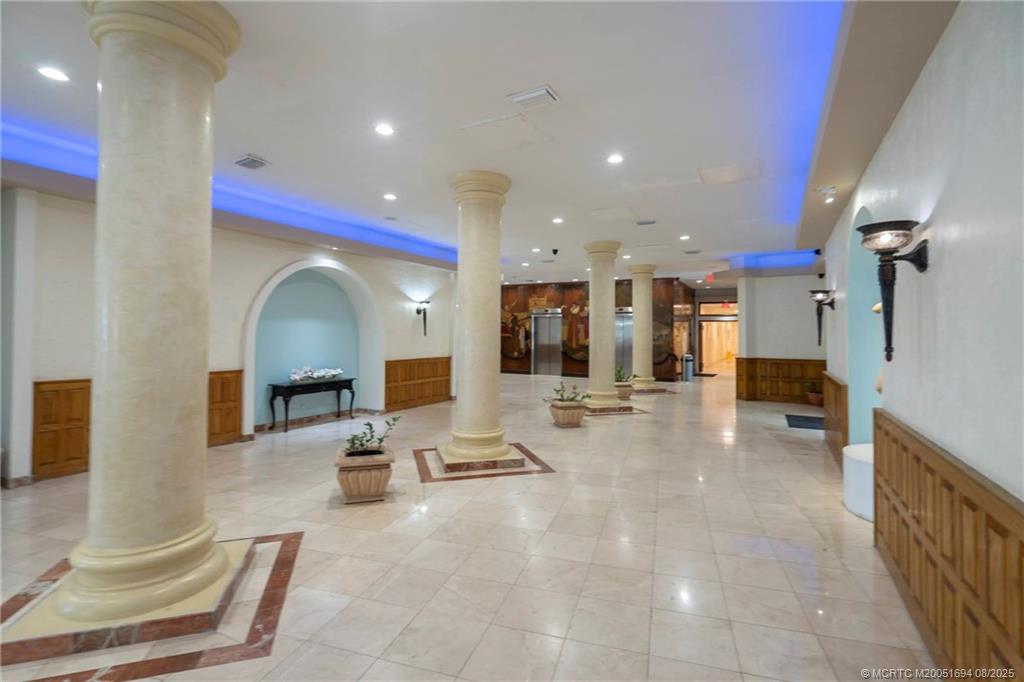 Hollywood, Florida 33019, United States, 1 Bedroom Bedrooms, ,2 BathroomsBathrooms,Residential,Active,188553