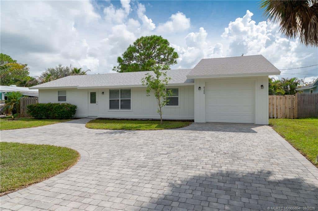 Photo of 8300 SE Camellia Drive, Hobe Sound, FL 33455 (MLS # M20056541)