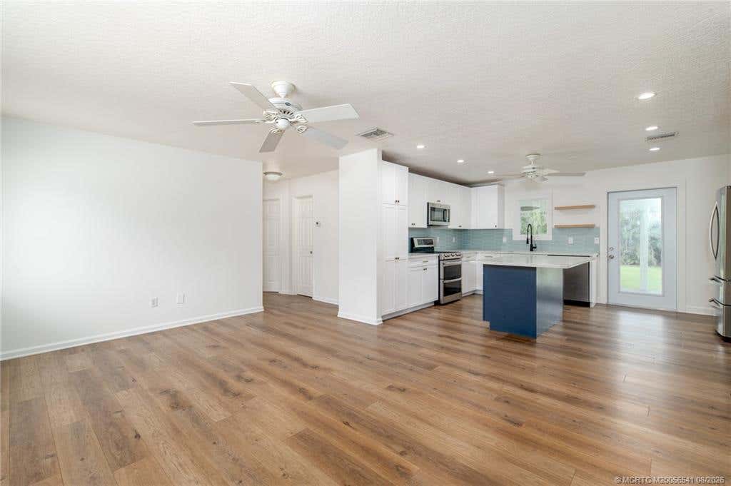 Photo of 8300 SE Camellia Drive, Hobe Sound, FL 33455 (MLS # M20056541)