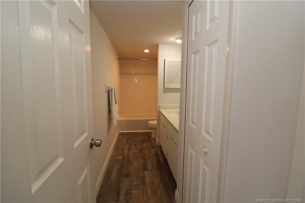 Stuart, Florida 34994, United States, 2 Bedrooms Bedrooms, ,3 BathroomsBathrooms,Residential,Active,170559