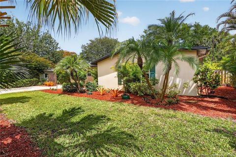 Photo of 330 SW Winnachee Drive, Stuart, FL 34994 (MLS # M20055308)