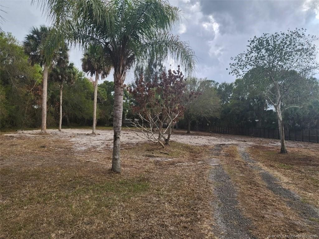 Photo of 7506 SW 39th Street, Palm City, FL 34990 (MLS # M20054593)