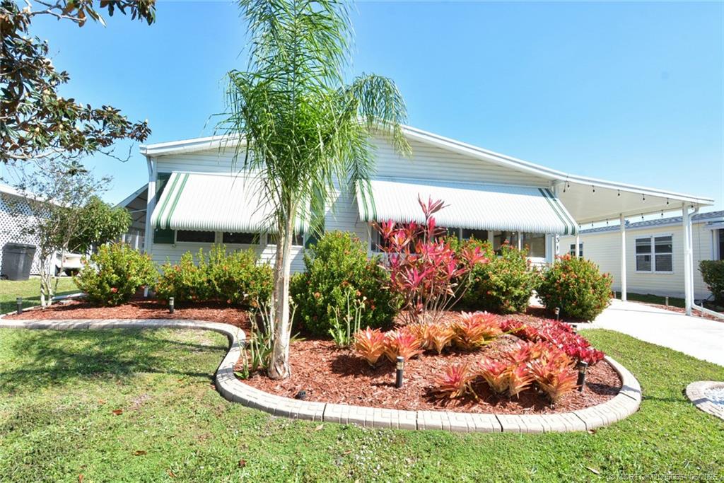 3318 Columbrina Circle