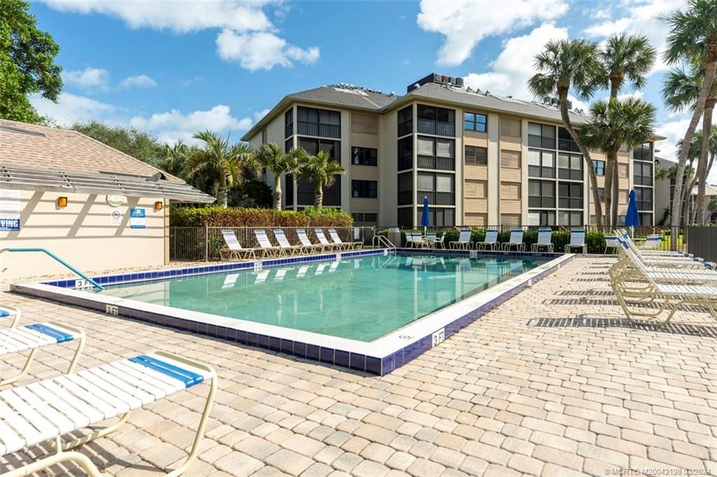 Photo of 4540 NE Sandpebble Trace #304, Stuart, FL 34996 (MLS # M20042198)