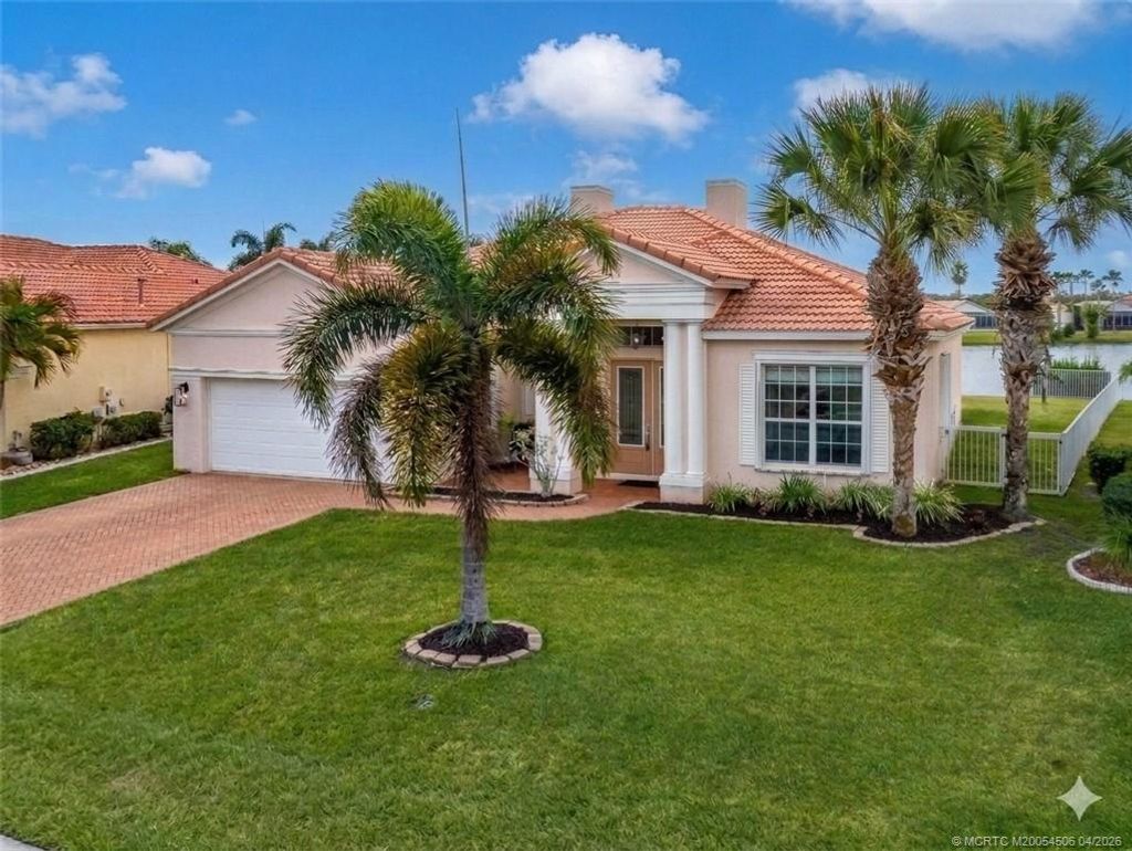 Photo of 625 SW Long Key Court, Port Saint Lucie, FL 34986 (MLS # M20054506)