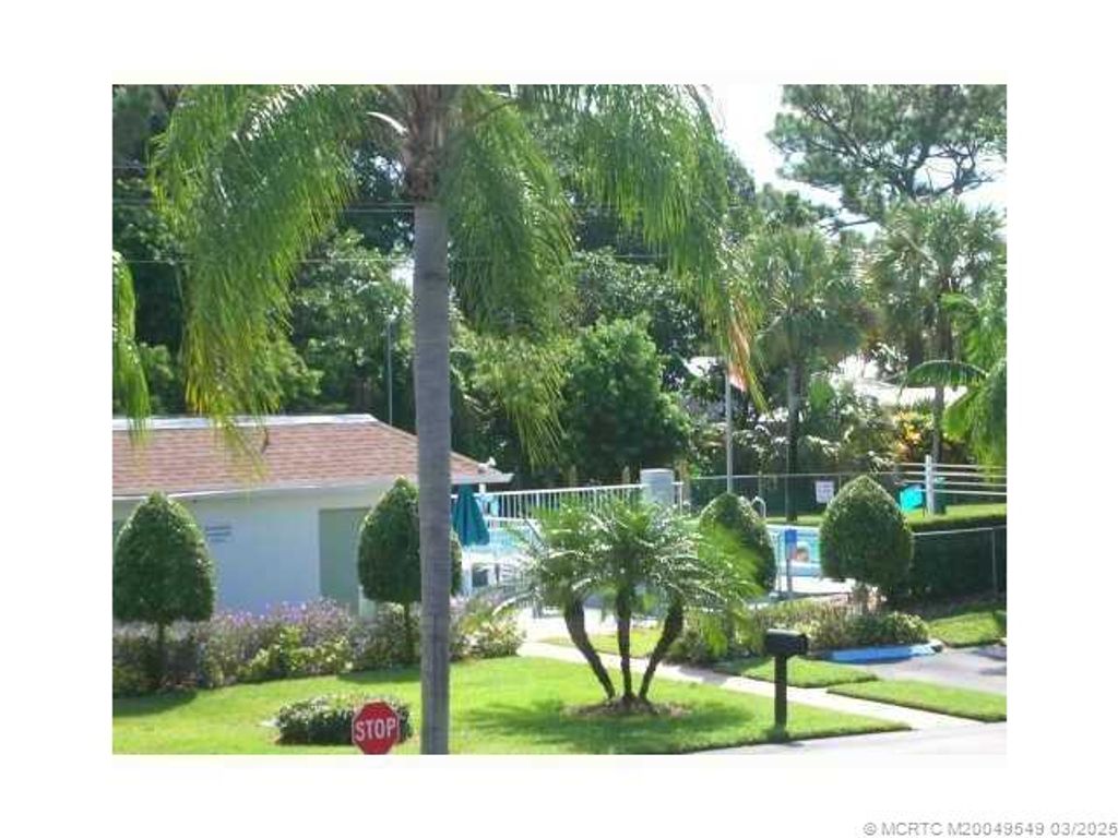 Photo of 2950 SE Ocean Boulevard #5-2, Stuart, FL 34996 (MLS # M20049549)