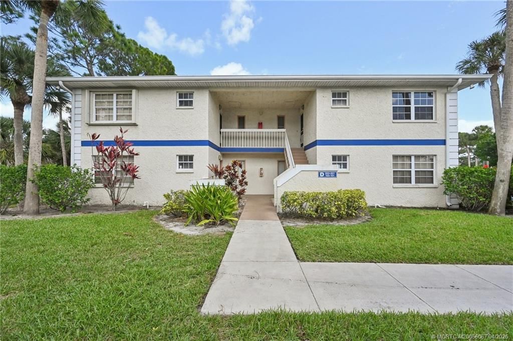 Photo of 1506 SE Royal Green Circle #201, Port Saint Lucie, FL 34952 (MLS # M20055067)