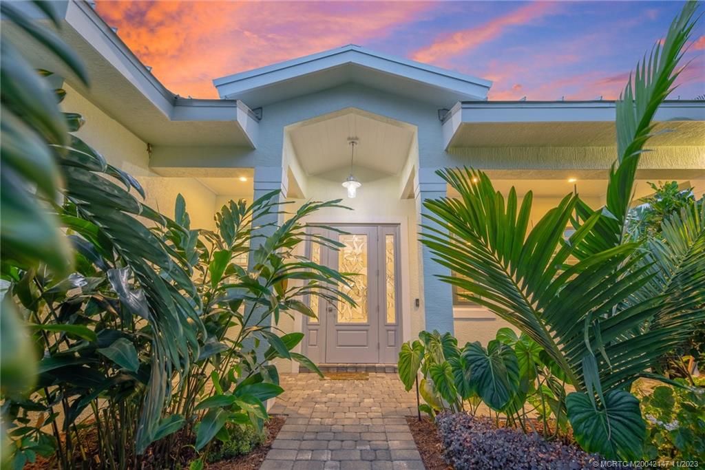 Photo of 1345 NW Pine Ridge Trail, Stuart, FL 34994 (MLS # M20042147)