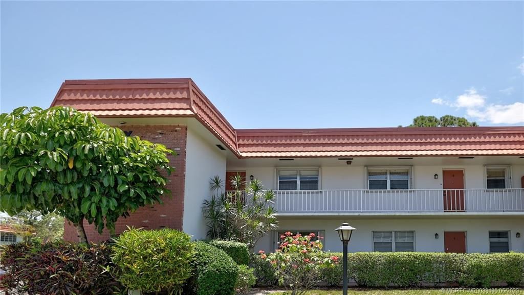 Photo of 2600 SE Ocean Boulevard #X7, Stuart, FL 34996 (MLS # M20039480)