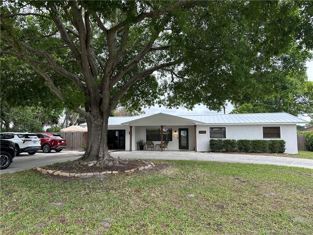 Photo of 1763 NW Spruce Ridge Drive, Stuart, FL 34994 (MLS # M20054614)