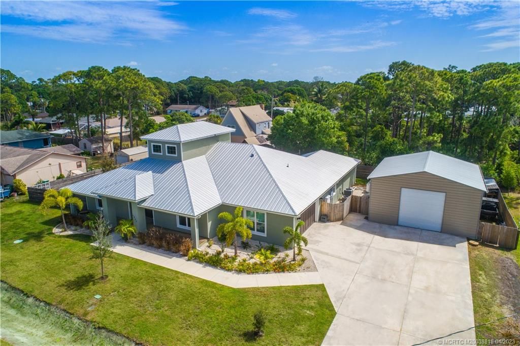 Photo of 6000 Hickory Drive, Fort Pierce, FL 34982 (MLS # M20038818)