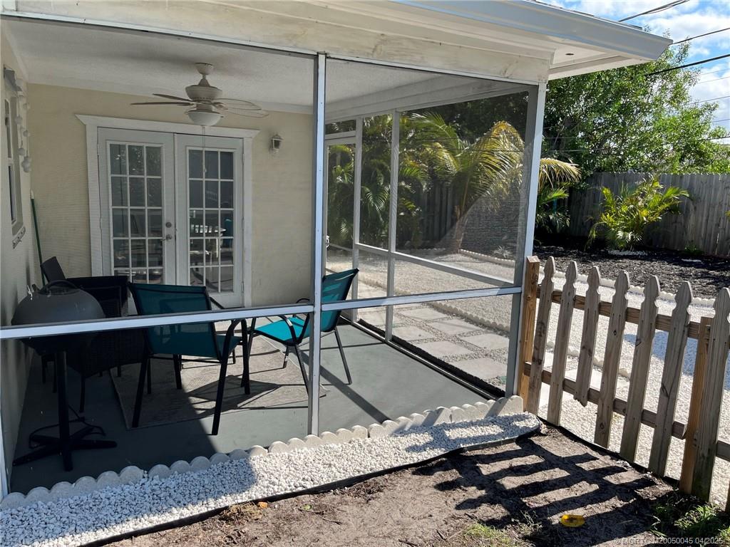 Jensen Beach, Florida 34957, United States, 2 Bedrooms Bedrooms, ,1 BathroomBathrooms,Residential,Active,102203