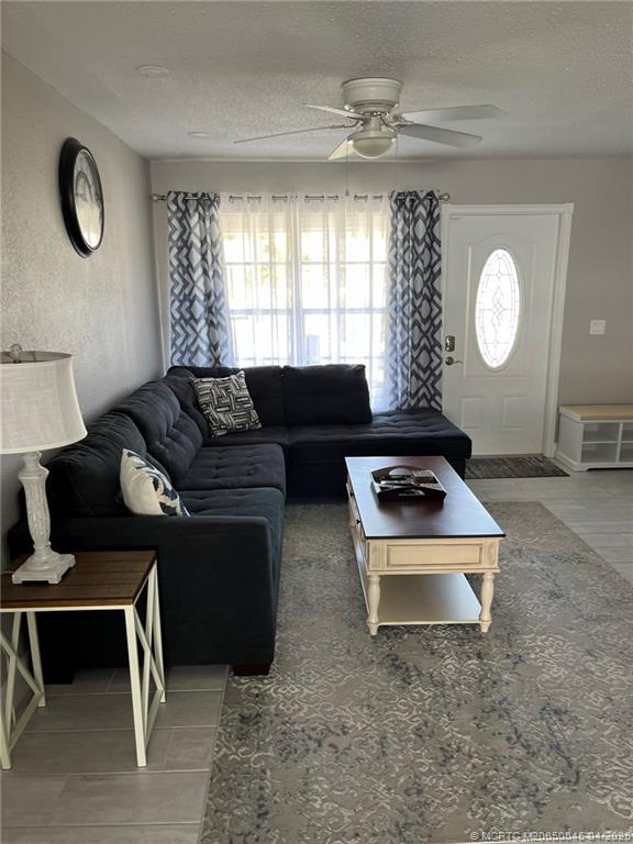 Jensen Beach, Florida 34957, United States, 2 Bedrooms Bedrooms, ,1 BathroomBathrooms,Residential,Active,102203