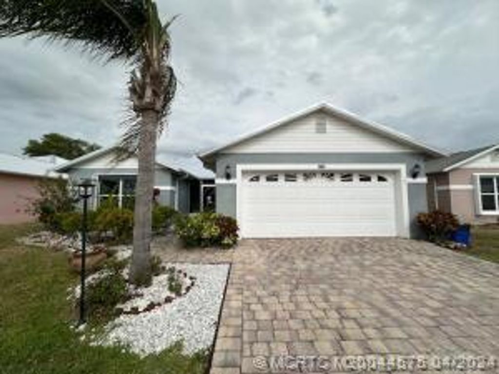 Photo of 6776 Picante Circle, Fort Pierce, FL 34951 (MLS # M20044575)