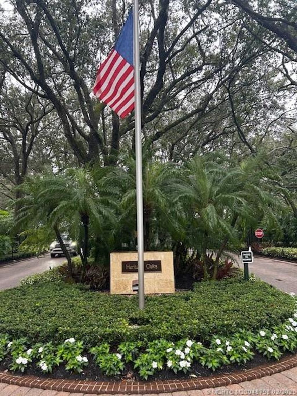 Photo of 18240 SE Heritage Drive, Jupiter, FL 33469 (MLS # M20048758)