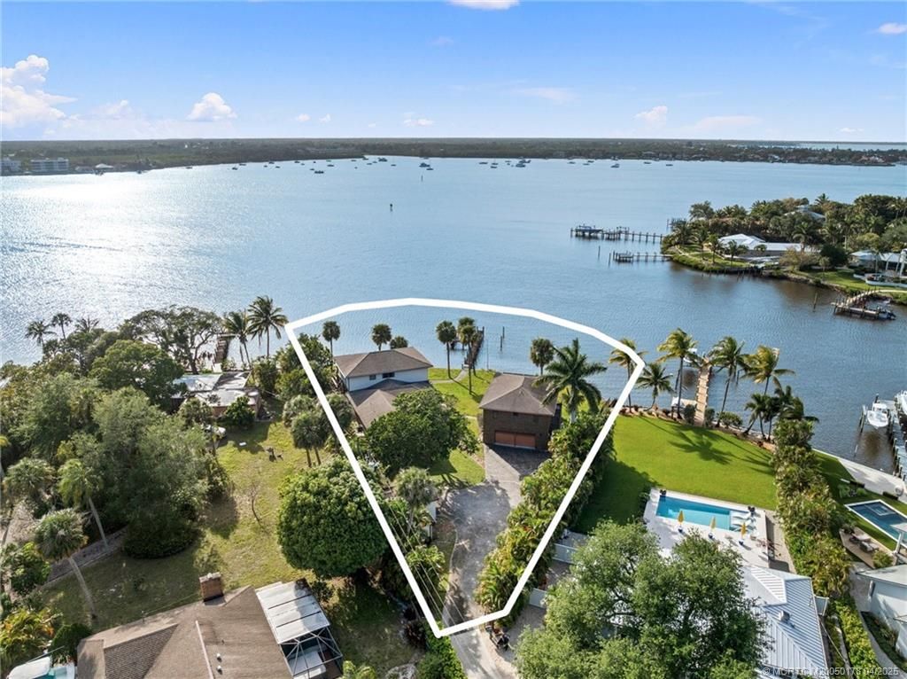 Photo of 1410 SW Palm City Road, Stuart, FL 34994 (MLS # M20050178)