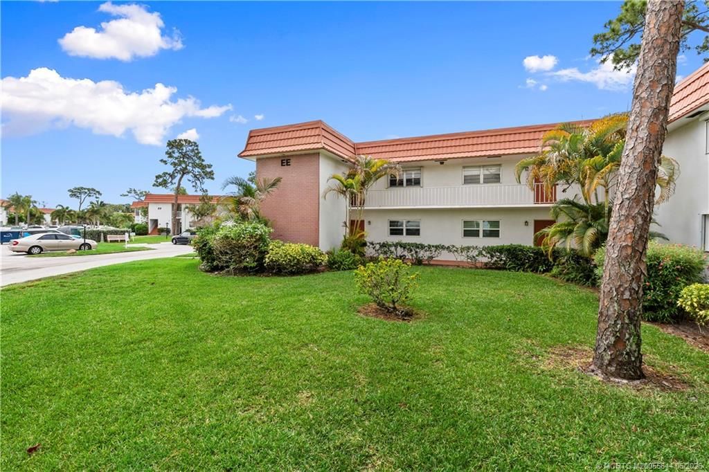 Photo of 2600 SE Ocean Boulevard #EE15, Stuart, FL 34996 (MLS # M20055644)