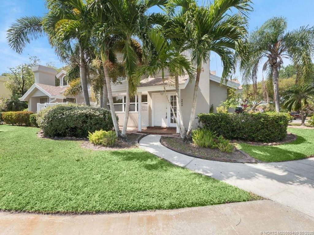 Photo of 3642 SW Sunset Trace Circle, Palm City, FL 34990 (MLS # M20050400)