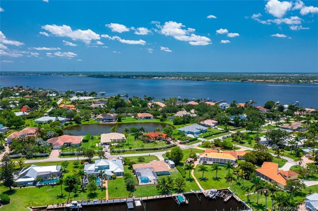 Photo of 2642 NW South Shore Road, Stuart, FL 34994 (MLS # M20039178)