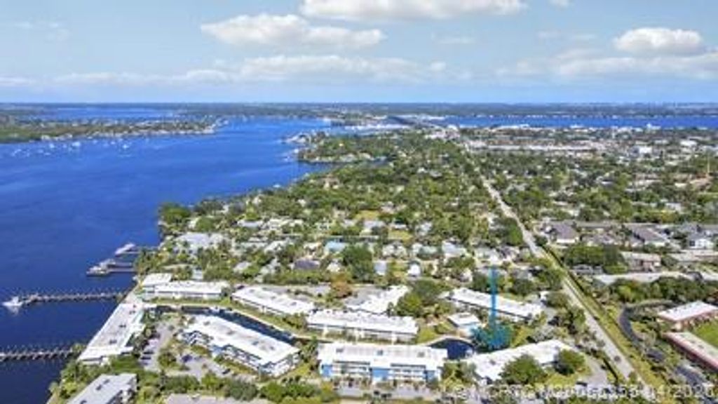 Photo of 1862 SW Palm City Road #103, Stuart, FL 34994 (MLS # M20055355)