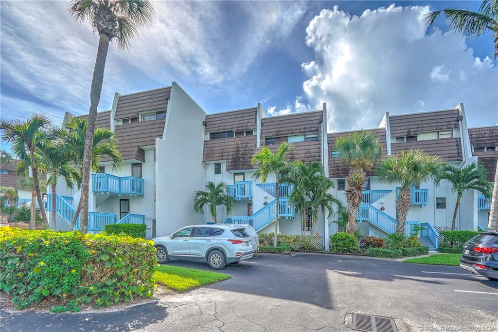 Jensen Beach, Florida 34957, United States, 2 Bedrooms Bedrooms, ,2 BathroomsBathrooms,Residential,Active,54718