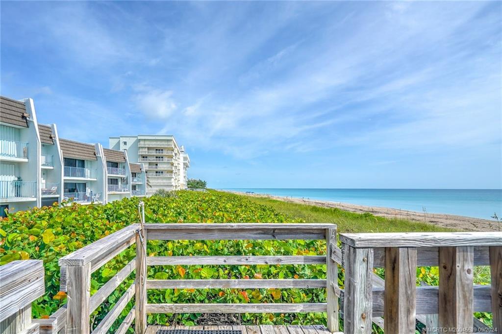 Jensen Beach, Florida 34957, United States, 2 Bedrooms Bedrooms, ,2 BathroomsBathrooms,Residential,Active,54718