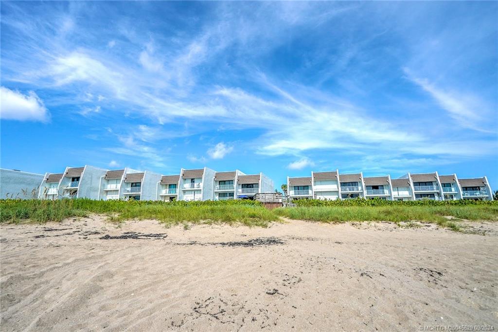 Jensen Beach, Florida 34957, United States, 2 Bedrooms Bedrooms, ,2 BathroomsBathrooms,Residential,Active,54718