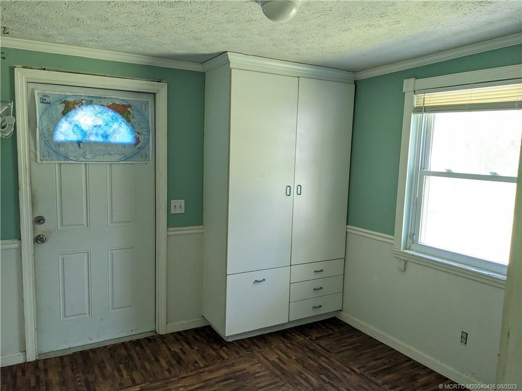 Photo of 4303 SE Grant Street, Stuart, FL 34997 (MLS # M20040435)