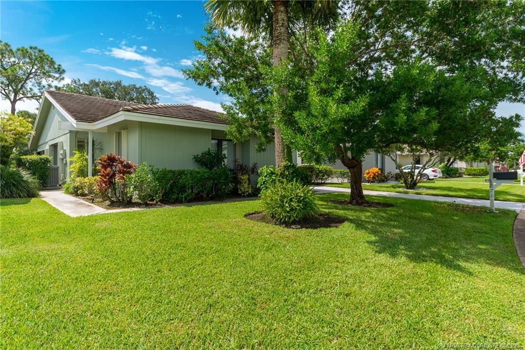 Photo of 2711 SW Egret Pond Circle, Palm City, FL 34990 (MLS # M20040672)