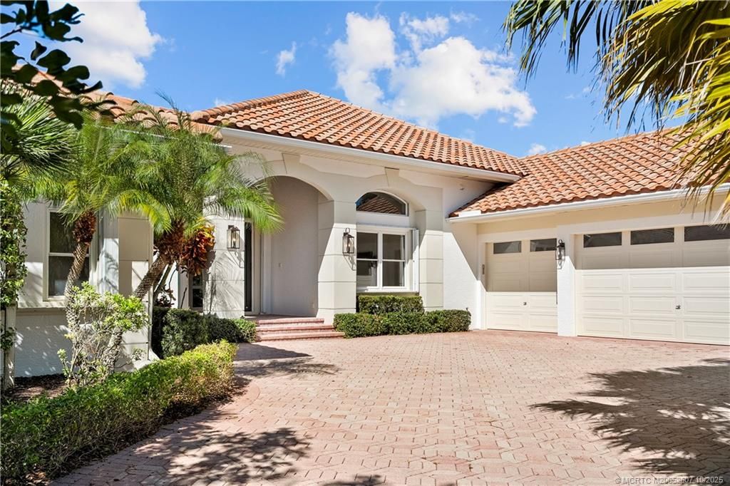 Photo of 3487 SE Doubleton Drive, Stuart, FL 34997 (MLS # M20052607)