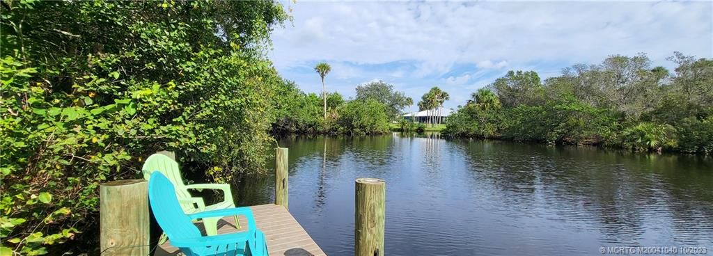 Photo of 603 SW Glen Crest Way, Stuart, FL 34997 (MLS # M20041040)