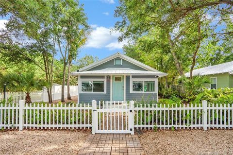 Photo of 542 SW Halpatiokee Street, Stuart, FL 34994 (MLS # M20055571)