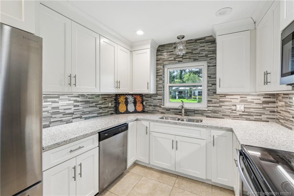 Stuart, Florida 34994, United States, 2 Bedrooms Bedrooms, ,2 BathroomsBathrooms,Residential,Active,116865