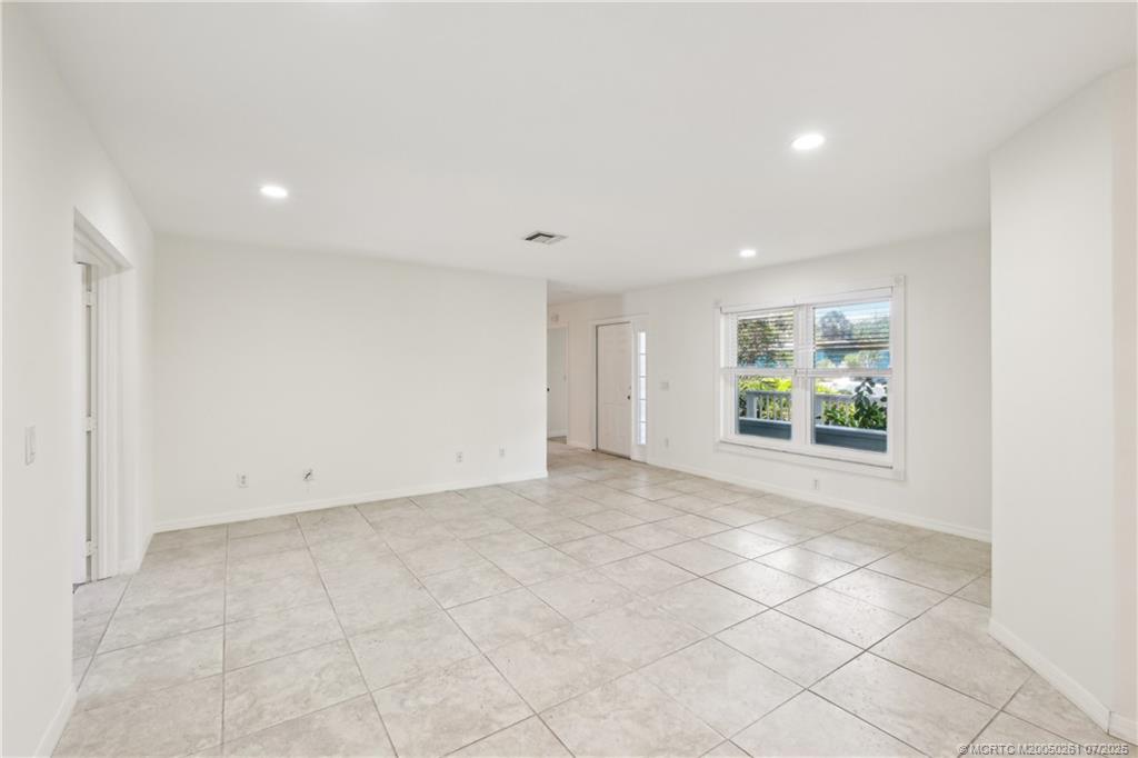 Stuart, Florida 34994, United States, 2 Bedrooms Bedrooms, ,2 BathroomsBathrooms,Residential,Active,116865