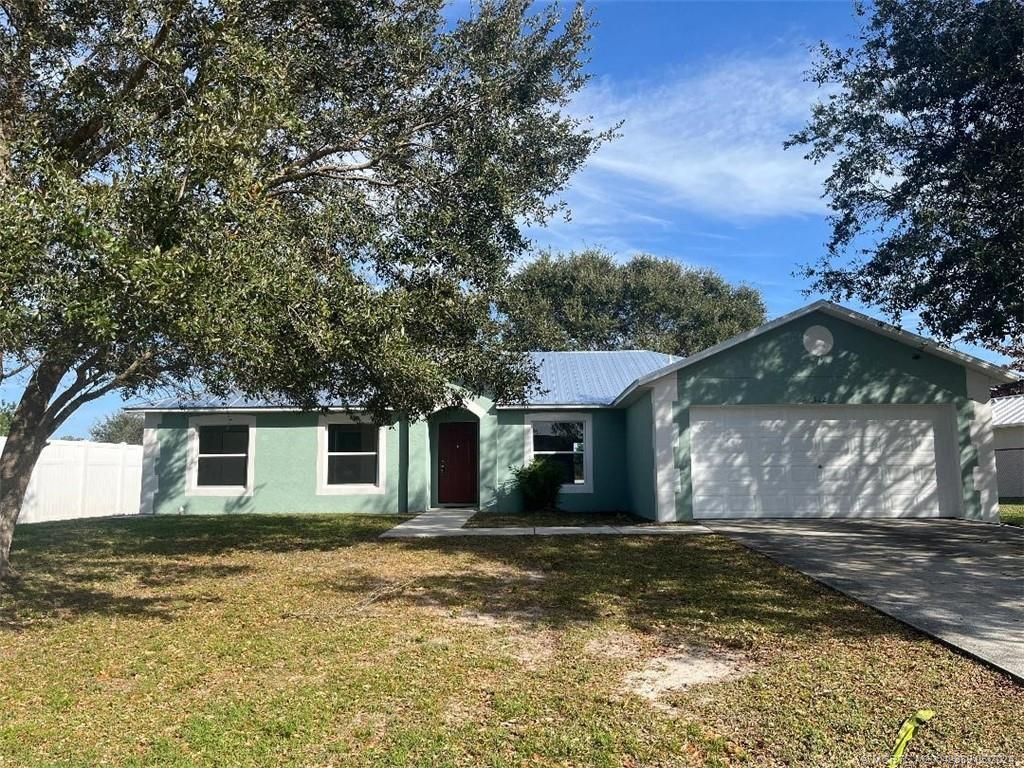 Photo of 522 SW South Quick Circle, Port Saint Lucie, FL 34953 (MLS # M20042689)