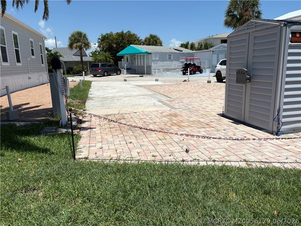 282 Nettles Boulevard